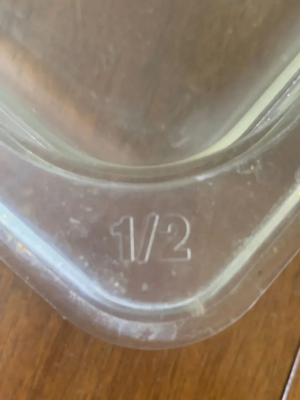 Characin / Update International Half-Size Polycarbonate Food Pan Container 2.5
